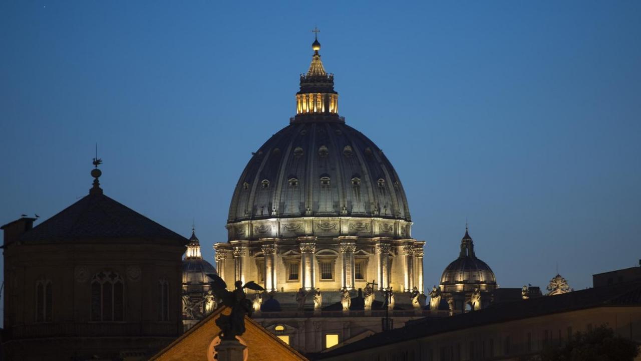 Beside The Vatican Rom